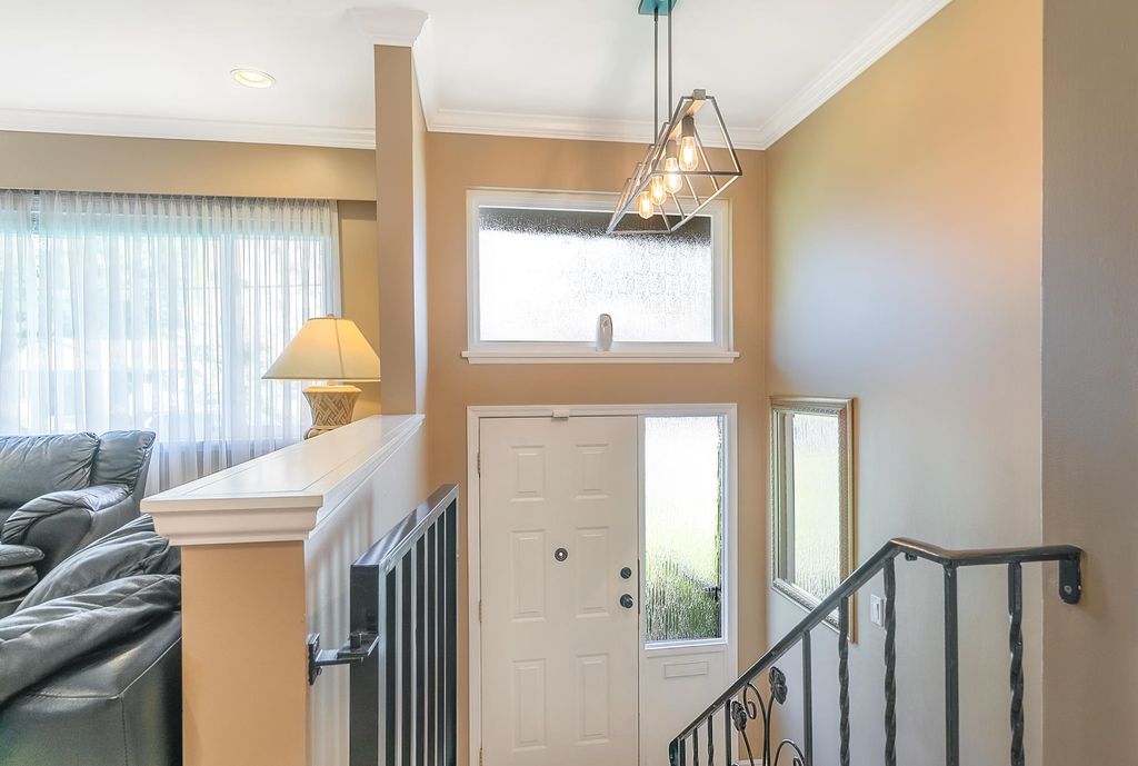 listing image 1107528353771934290