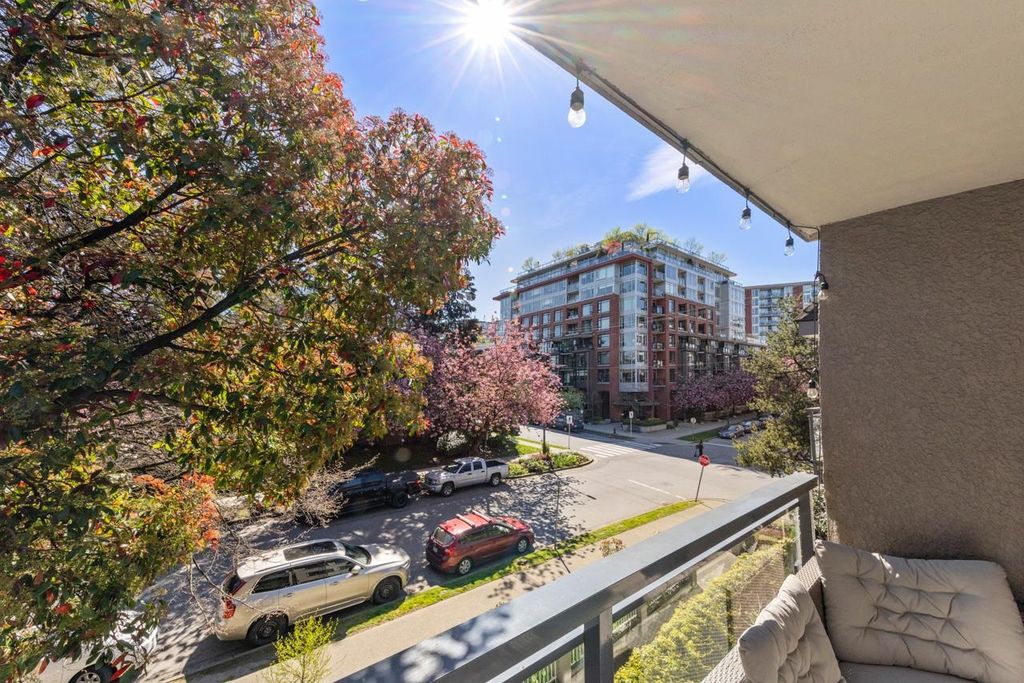 listing image 1107314036563183603