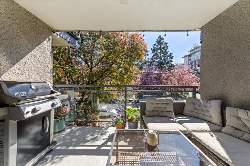 listing image 1108654876125180100