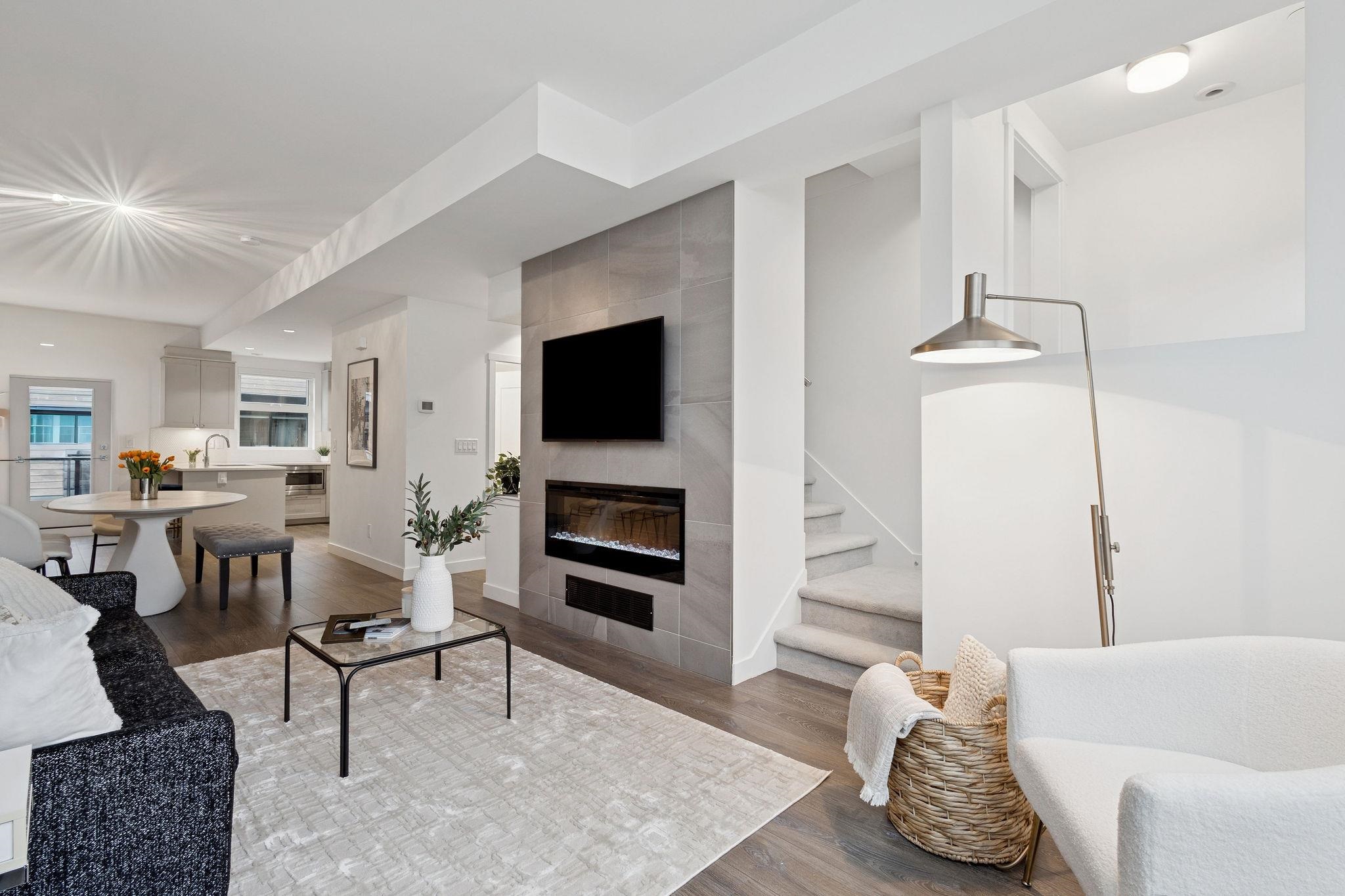 856 Orwell Street 21