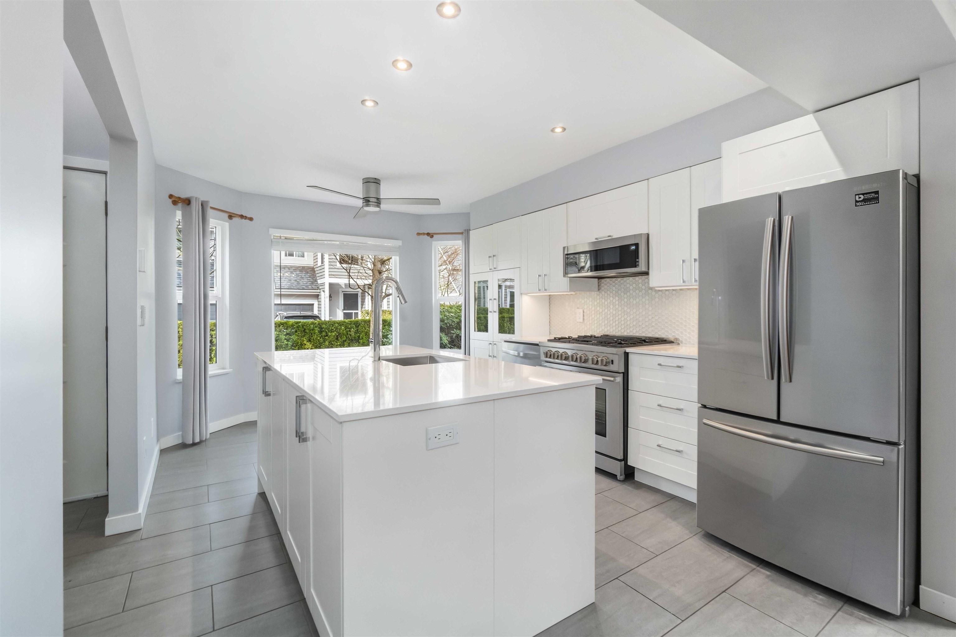 1135 Lansdowne Drive 5