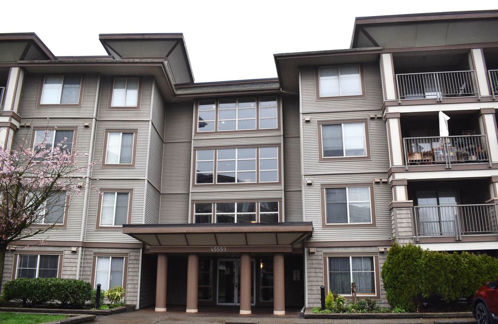 Photo of 45559 Yale Road #402, Chilliwack, BC V2P 0B1 (MLS # R3104634)