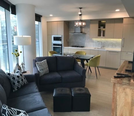 87 Nelson St, Vancouver, BC 2