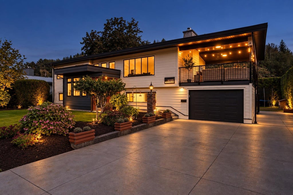 Photo of 10165 Brentwood Drive, Chilliwack, BC V2P 6G5 (MLS # R3167572)