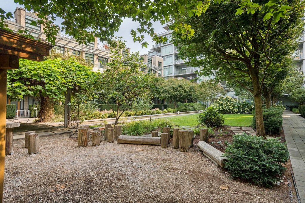 listing image 1108715339369260117