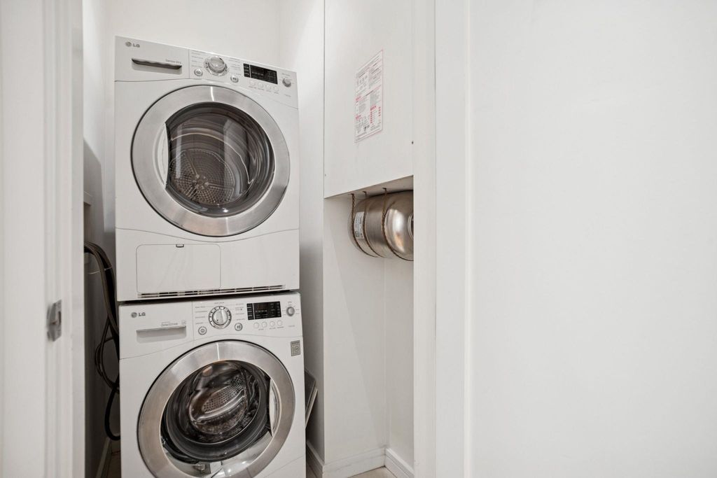 listing image 1106662147182653472