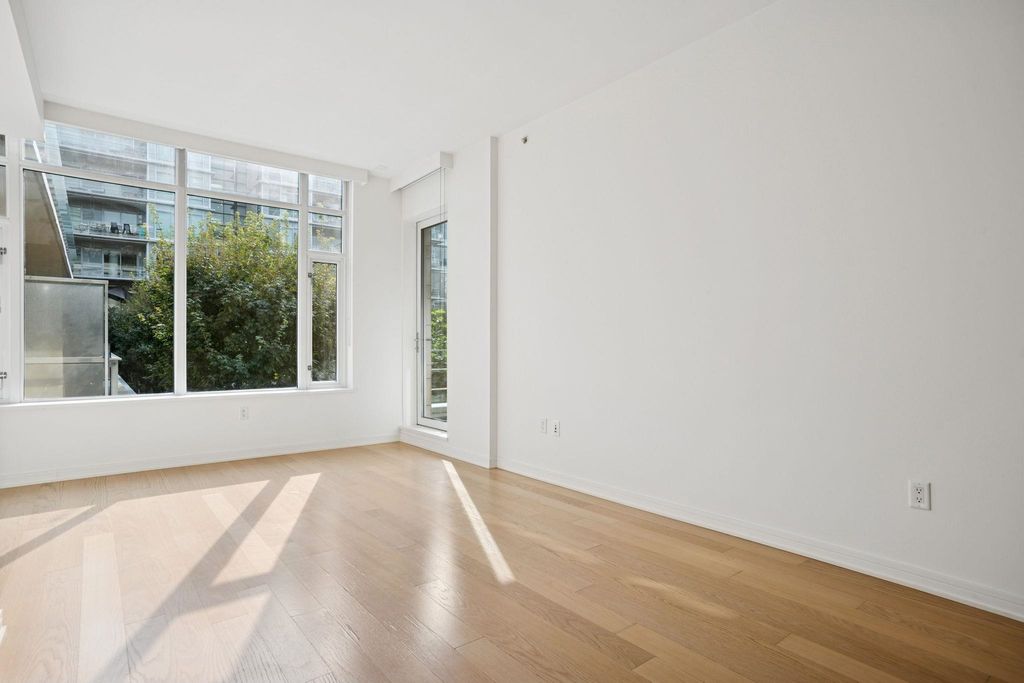 listing image 1102309964674844952