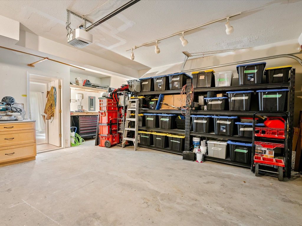 listing image 1108752389392119194