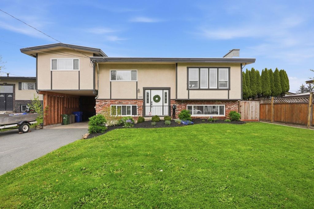 Photo of 46489 Hurndall Crescent, Chilliwack, BC V2P 1E8 (MLS # R3115184)