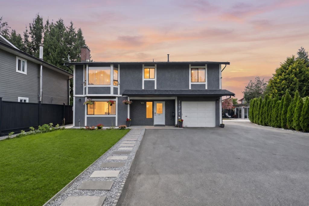 Photo of 11721 Furukawa Place, Maple Ridge, BC V2X 8T6 (MLS # R3154916)