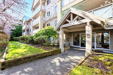 15140 29a Avenue 205 Surrey BC V4P 3B1