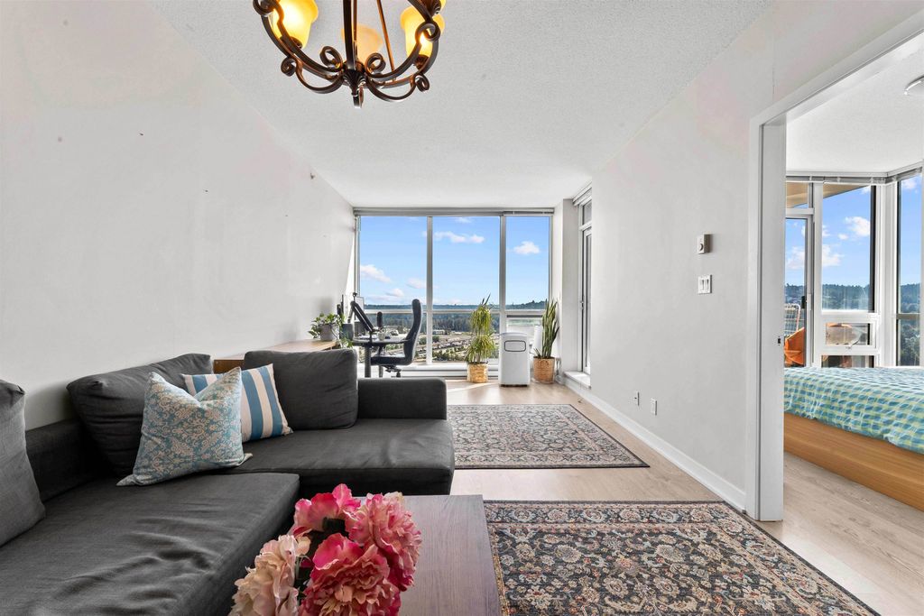 listing image 1105516934443490184