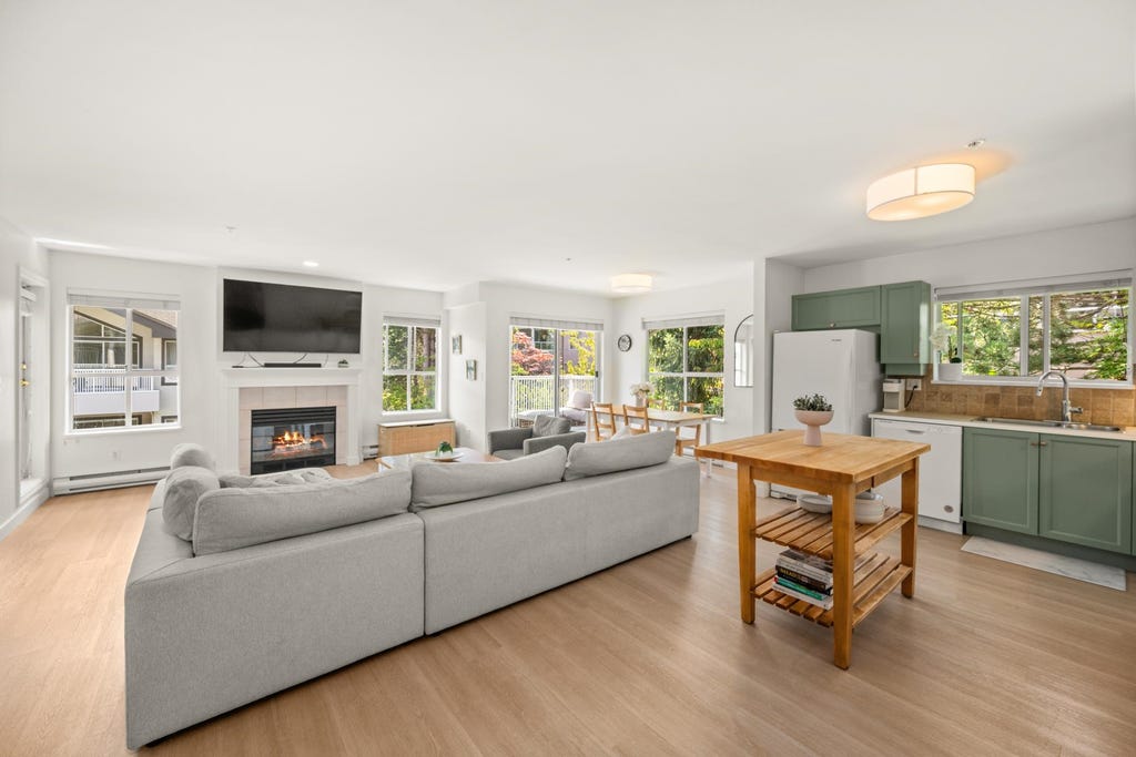 Photo of 15272 20 Avenue #309, Surrey, BC V4A 2A3 (MLS # R3153501)