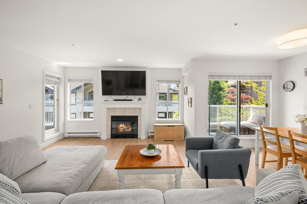 Photo of 15272 20 Avenue #309, Surrey, BC V4A 2A3 (MLS # R3153501)