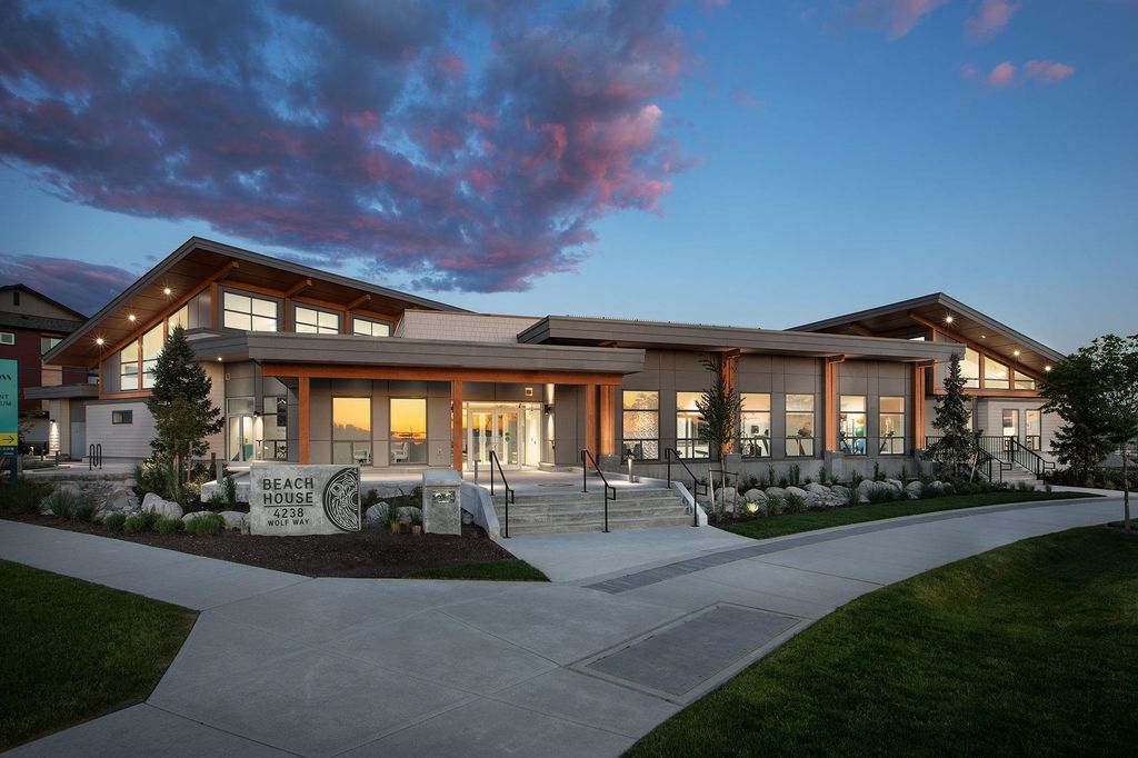 listing image 1102286479125408577