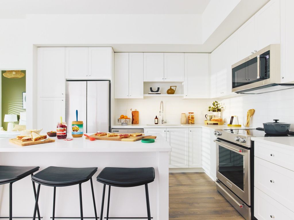 Photo of 13668 79 Avenue #330, Surrey, BC V0N 0V0 (MLS # R3115287)