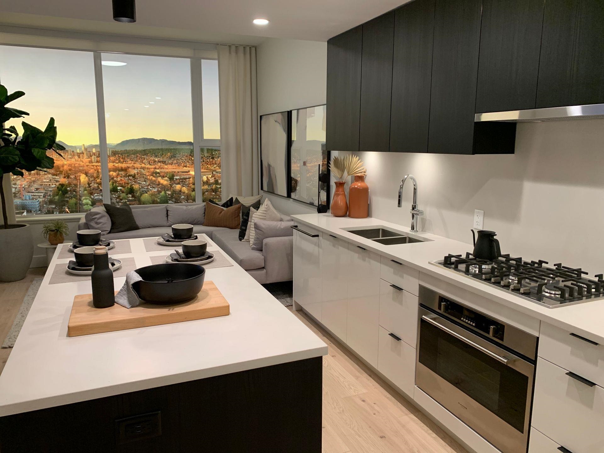 230 Keary Street 1408