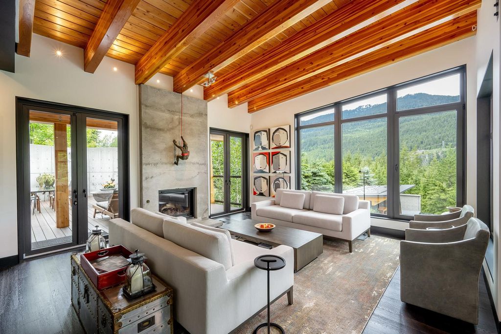 listing image 1103639043492954452