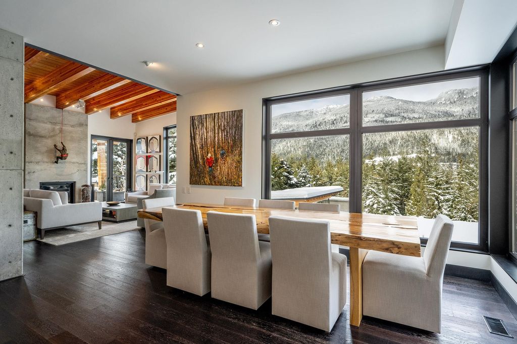 listing image 1101710554128207972