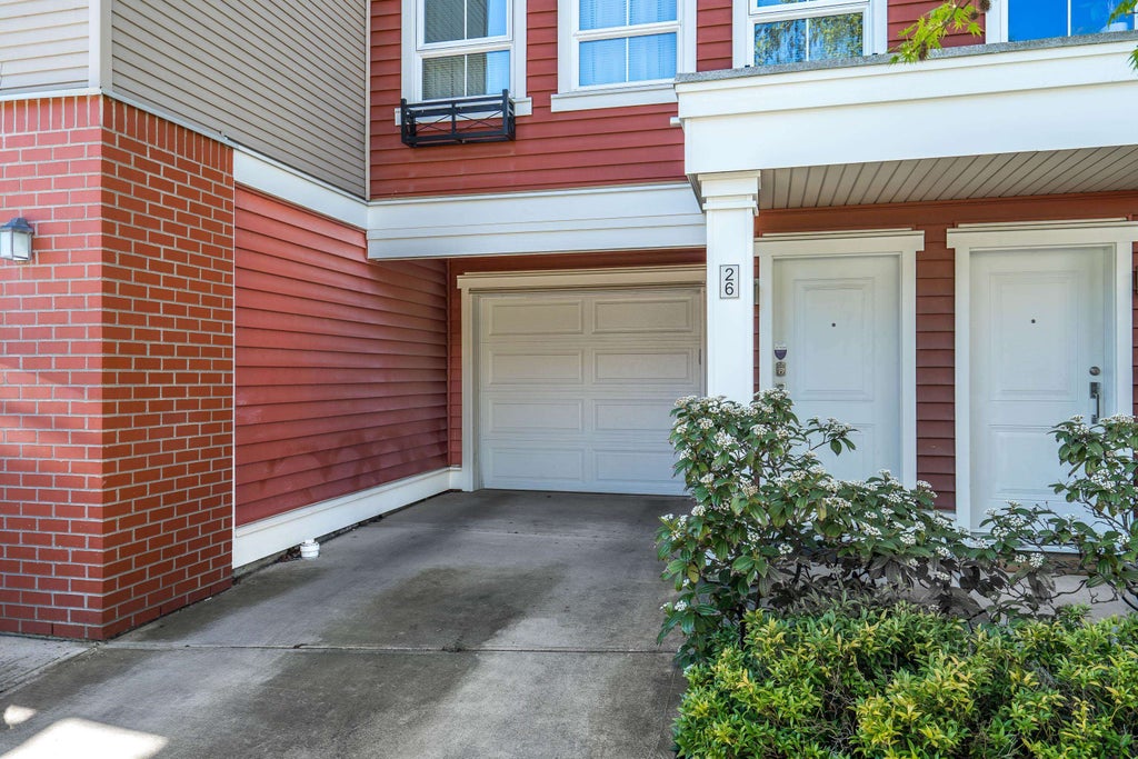 Photo of 19505 68a Avenue #26, Surrey, BC V4N 6K3 (MLS # R3116677)