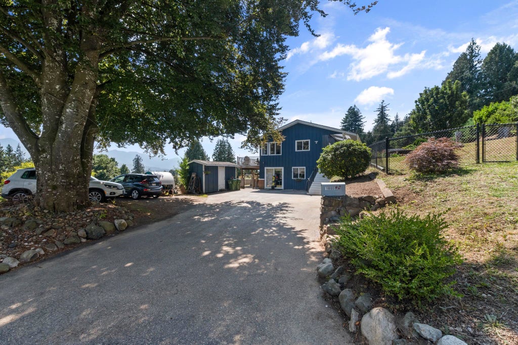 Photo of 10005 Kenswood Drive, Chilliwack, BC V2P 7N5 (MLS # R3162989)