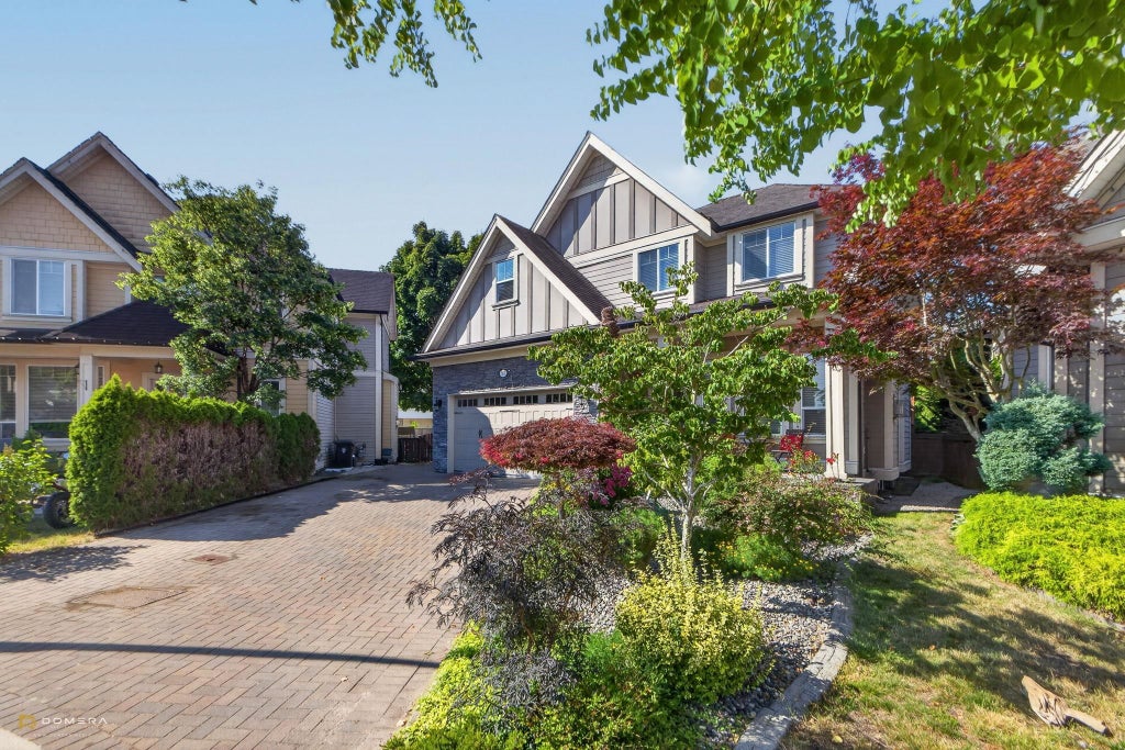 Photo of 7257 198a Street, Langley, BC V2Y 1R9 (MLS # R3161557)