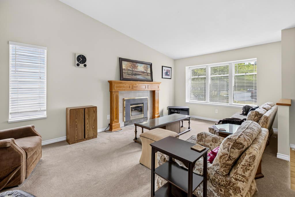 Photo of 11957 237a Street, Maple Ridge, BC V4R 1V9 (MLS # R3140604)