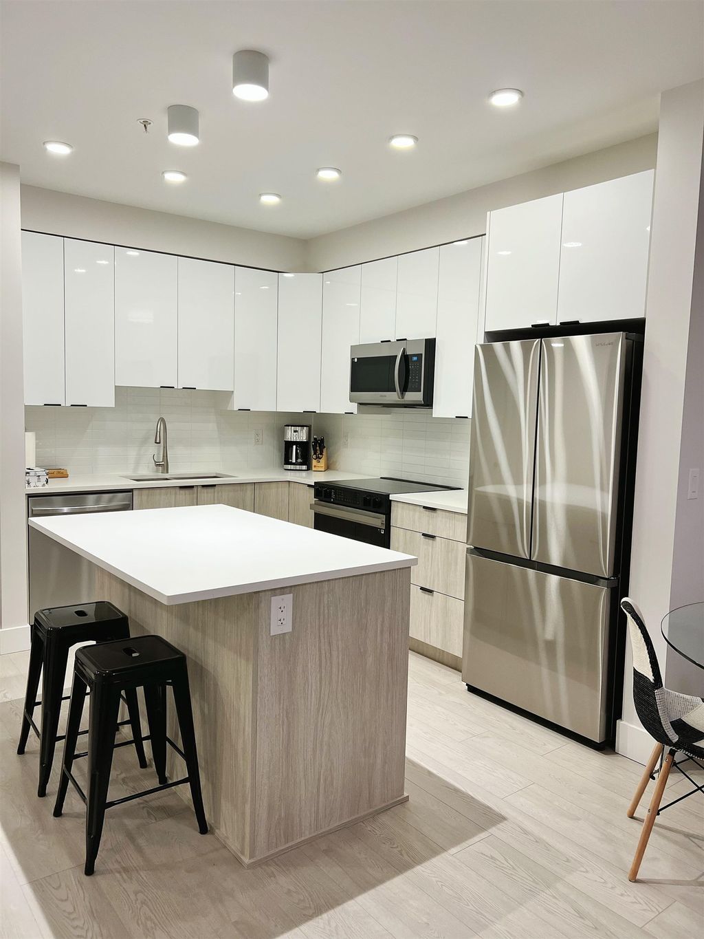 Photo of 11655 Fraser Street #415, Maple Ridge, BC V2X 2E5 (MLS # R3113734)