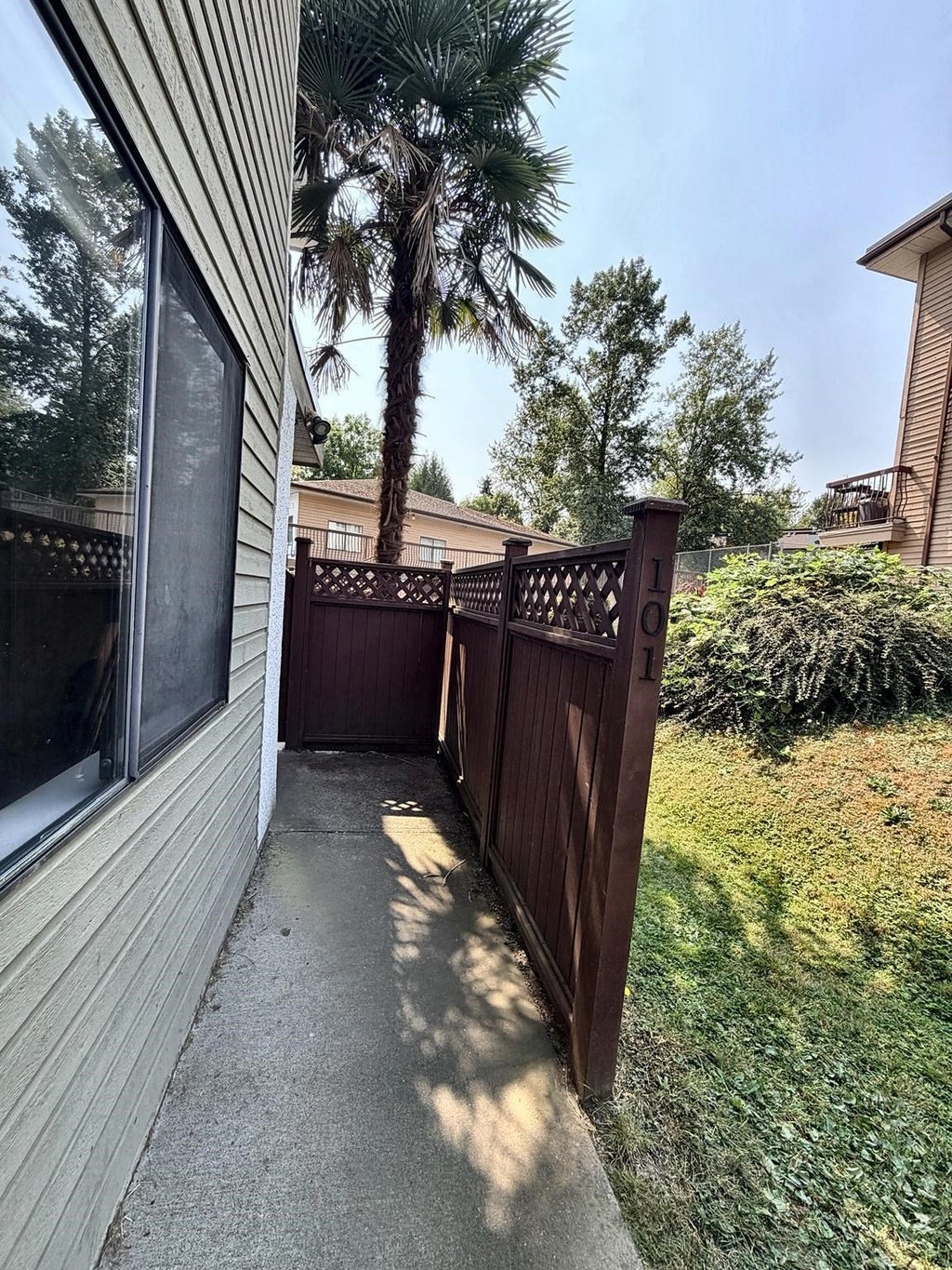 Photo of 7131 133a Street #101, Surrey, BC V3W 8A1 (MLS # R3157914)