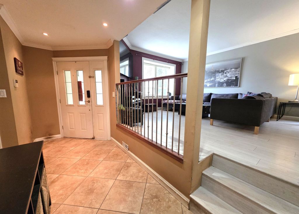 Photo of 12033 206b Street, Maple Ridge, BC V2X 9T8 (MLS # R3114428)