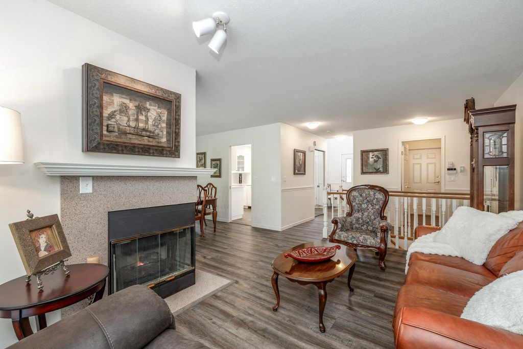 listing image 1103801776134517021