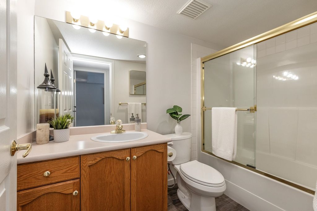 listing image 1107486529164698400