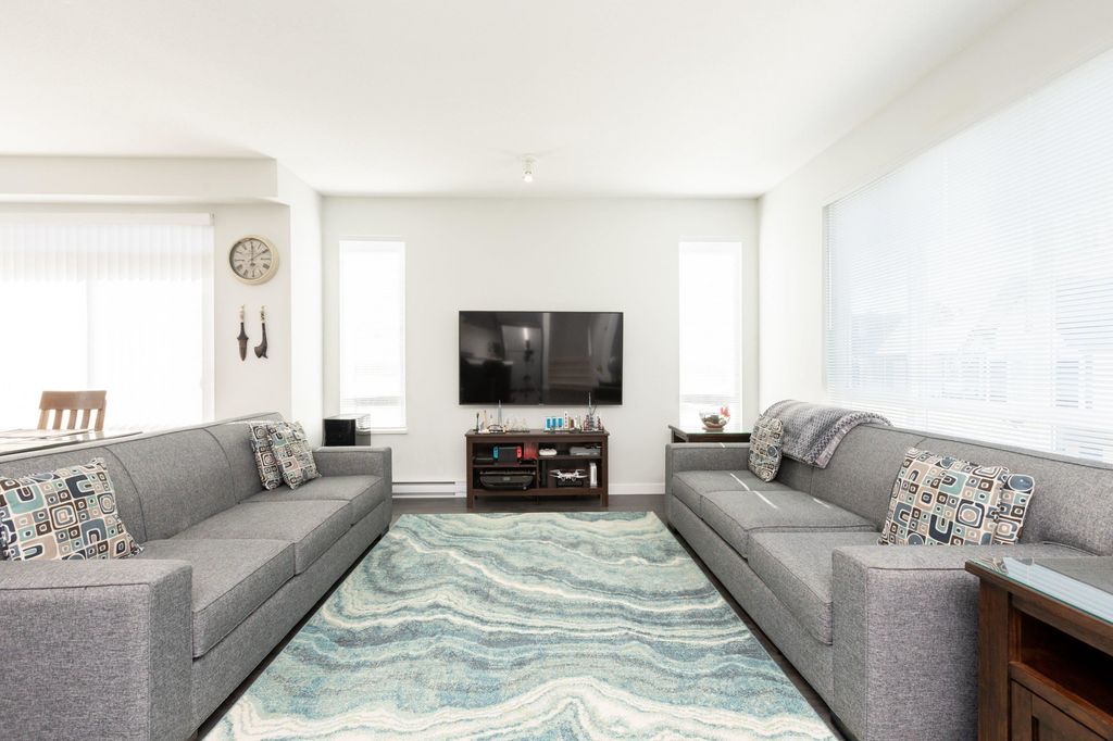 listing image 1105520222402013003