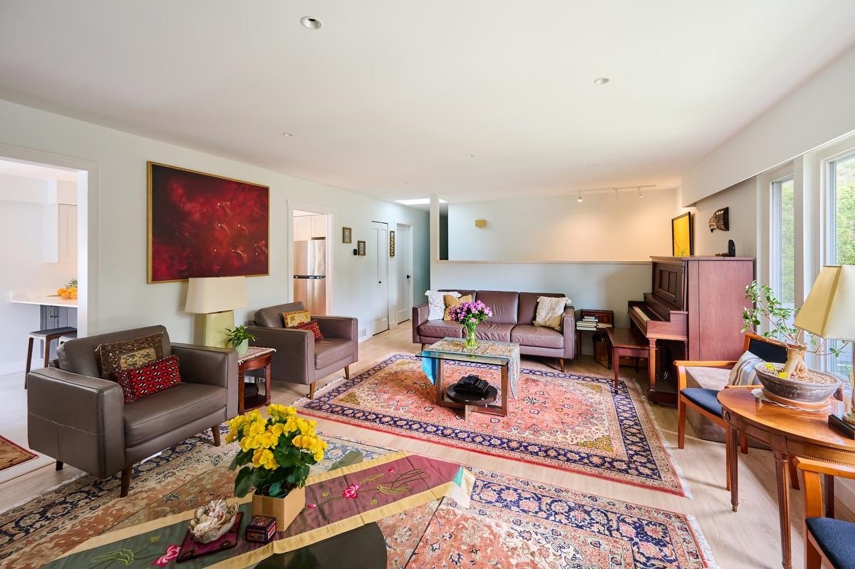 809 Seymour Boulevard