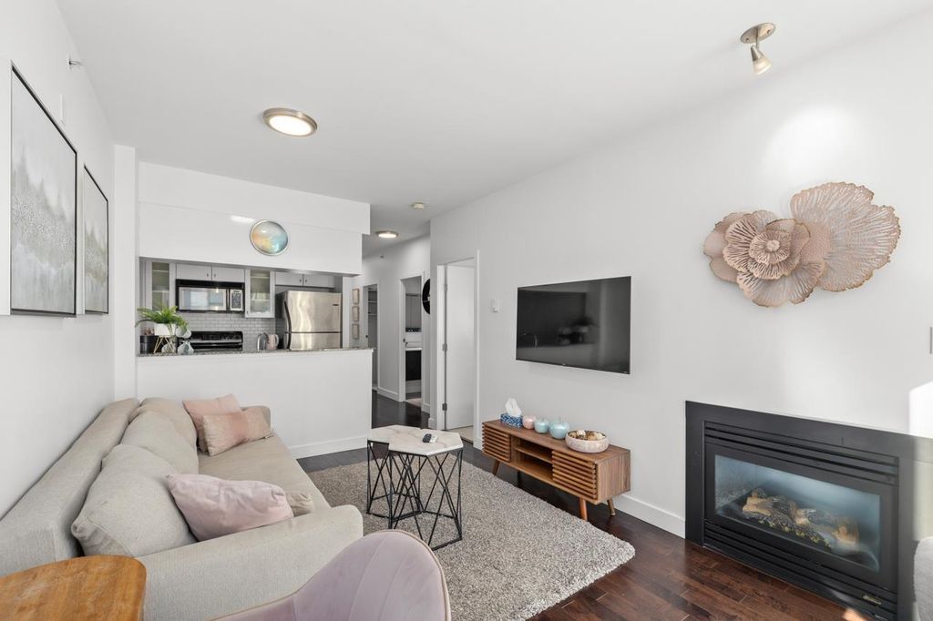 listing image 1100089409998519784