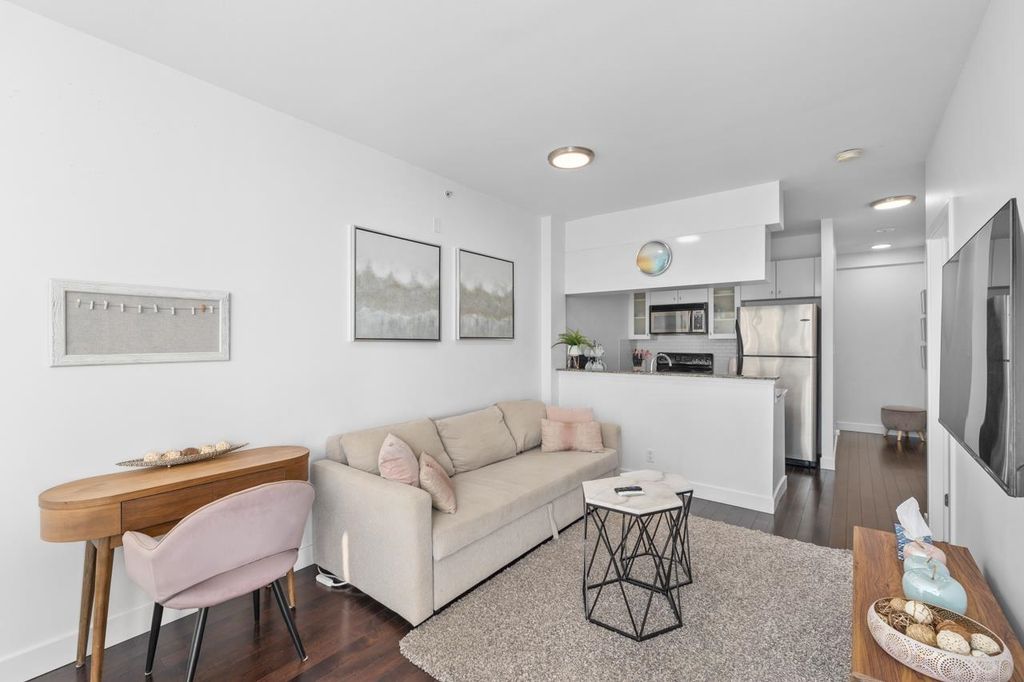 listing image 1101717192642203088