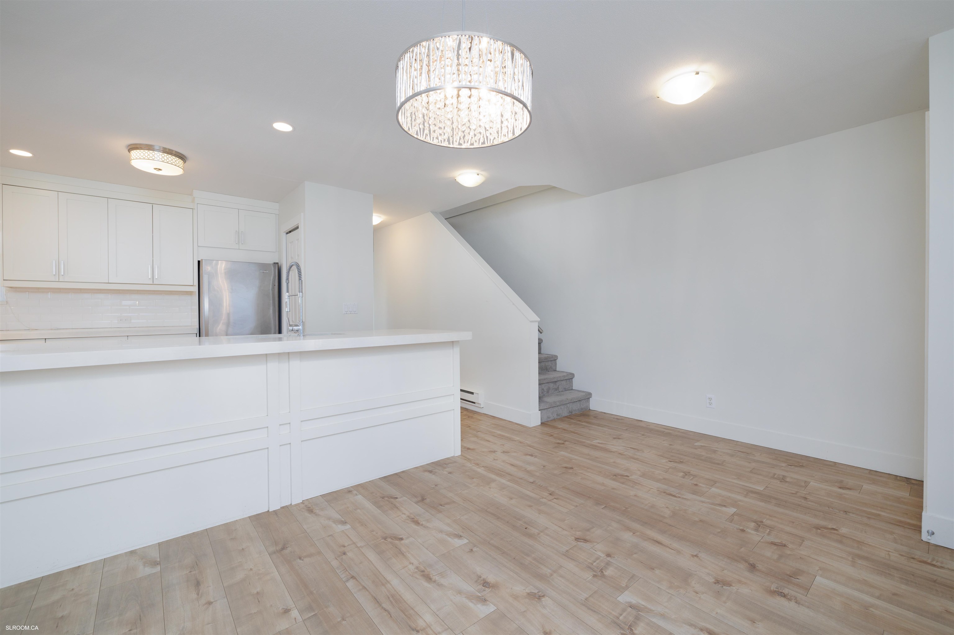 140 Shoreline Circle