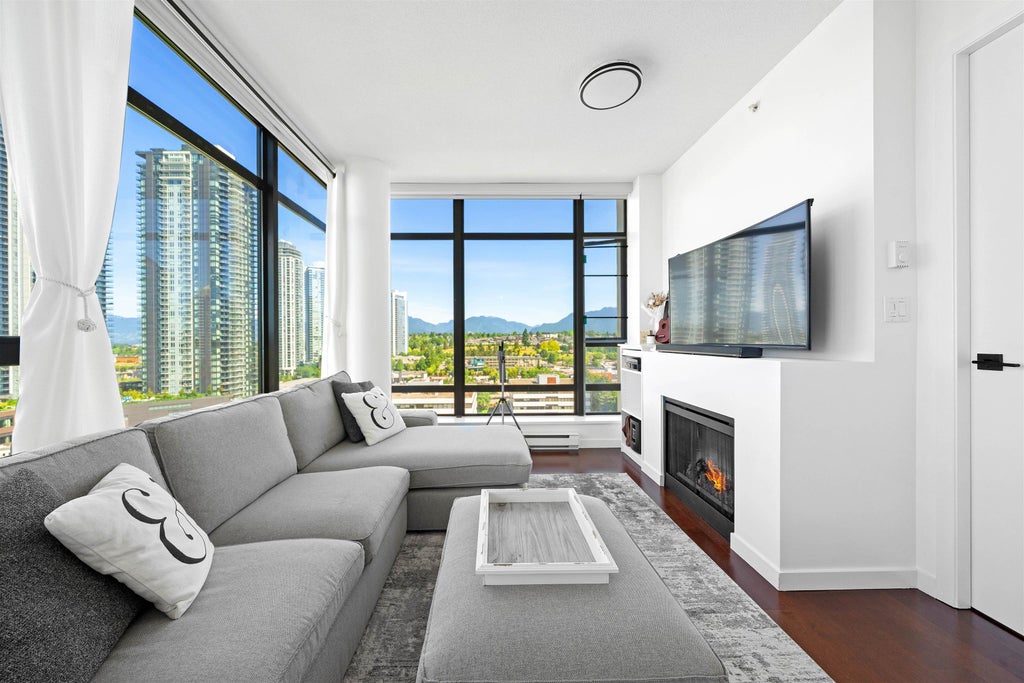 1801-4250 DAWSON STREET