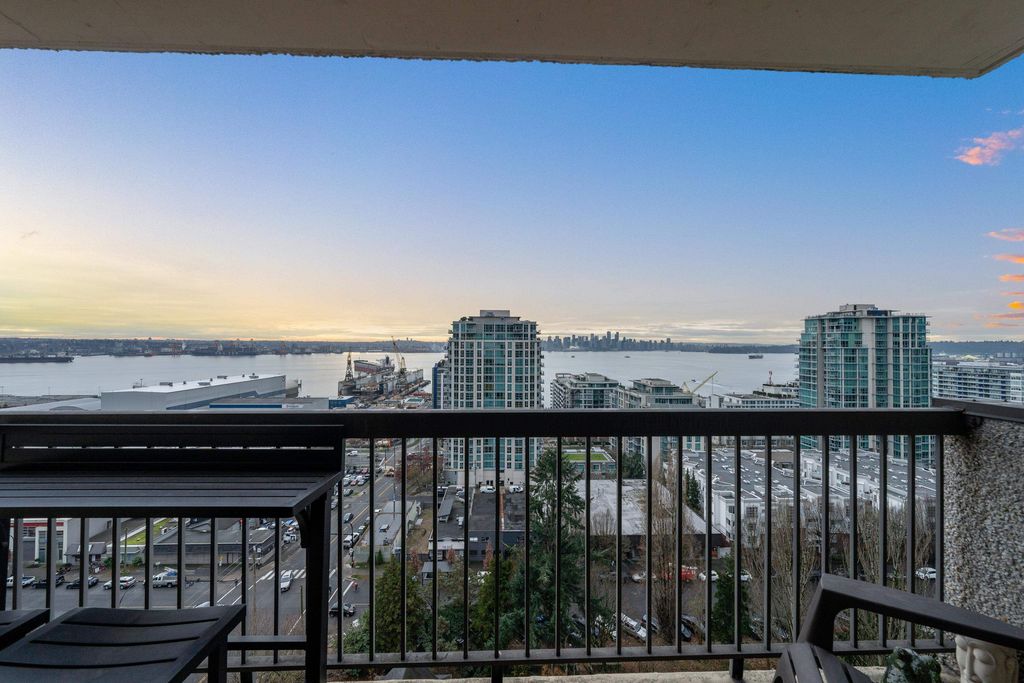 listing image 1105170817071124476