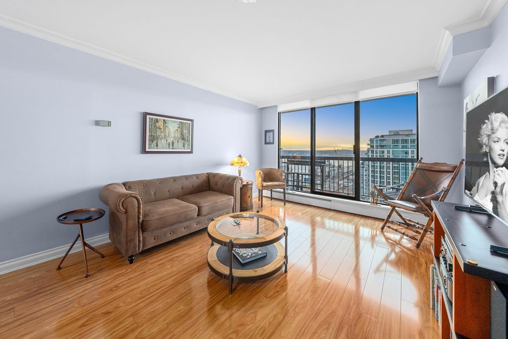 listing image 1101976291072145544
