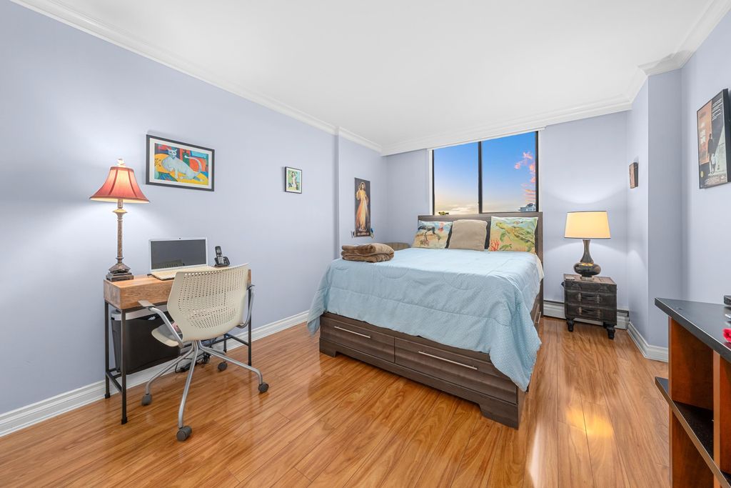 listing image 1109756187380081013