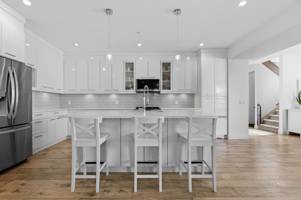 Photo of 12213 207a Street, Maple Ridge, BC V2X 9T1 (MLS # R3115340)