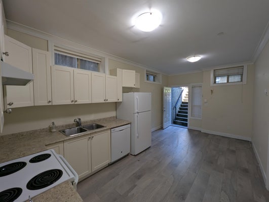 8138 French St, Vancouver, BC 3