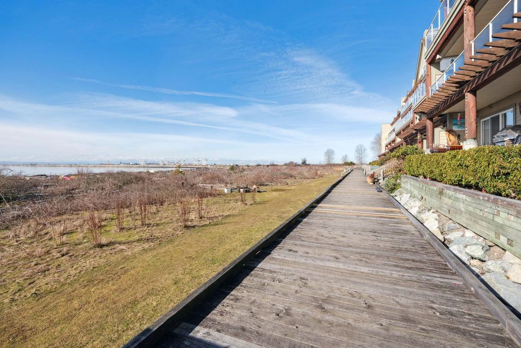 listing image 1102540545199178181