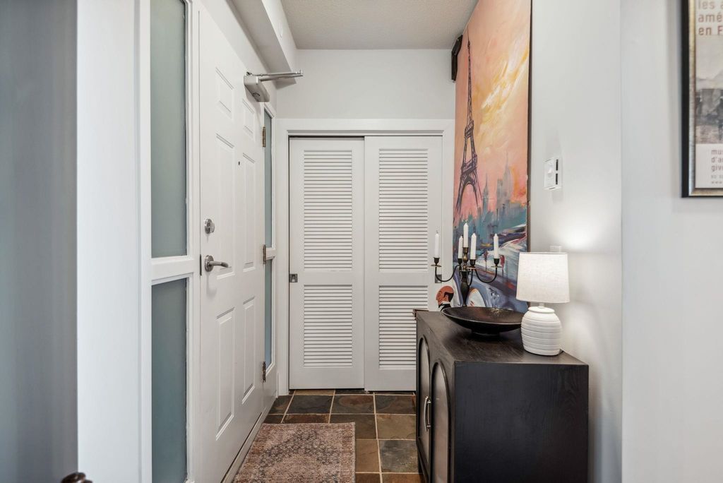 listing image 1101345413541415526