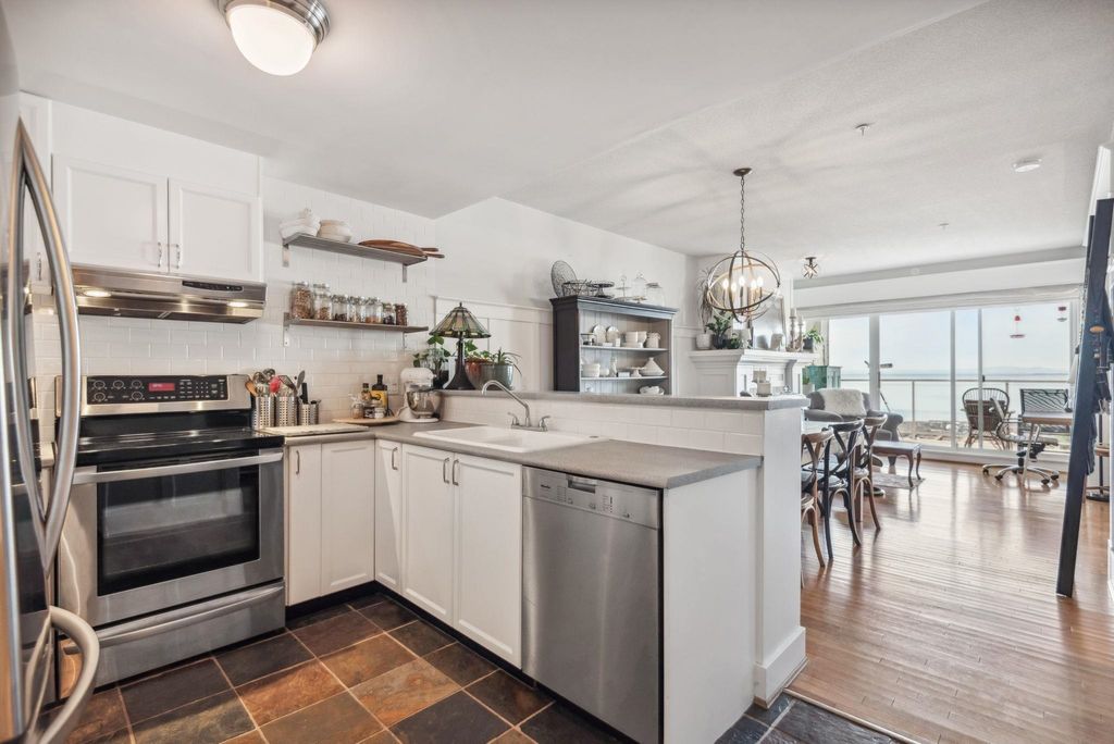 listing image 1102040777366076308