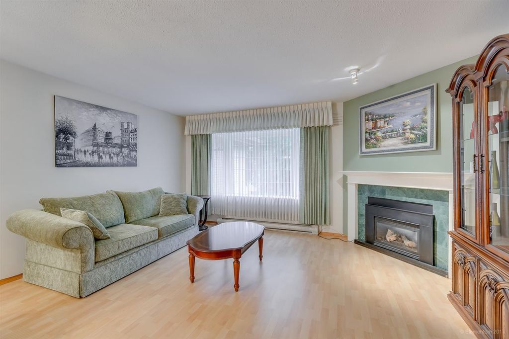 listing image 1106322599769159138