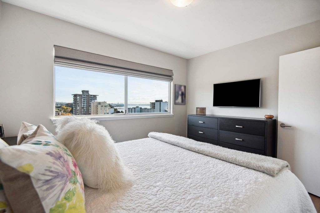 listing image 1101381348823752369