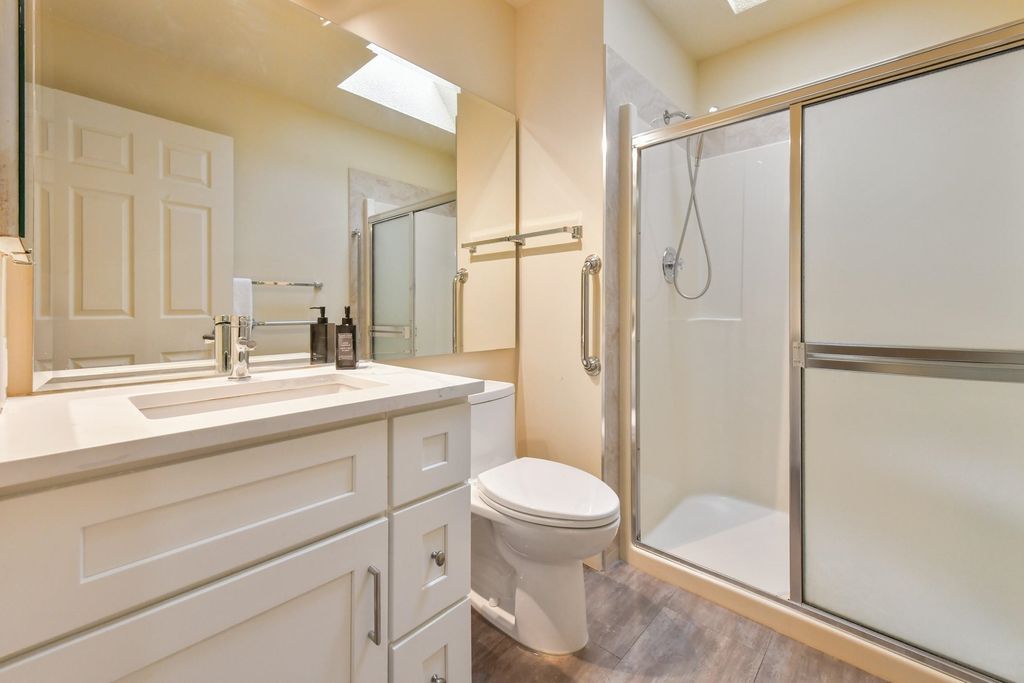 listing image 1107707064246174470