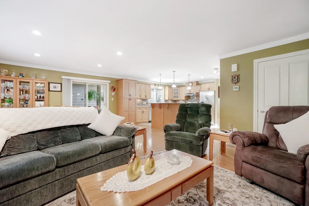 listing image 1107803517477187063
